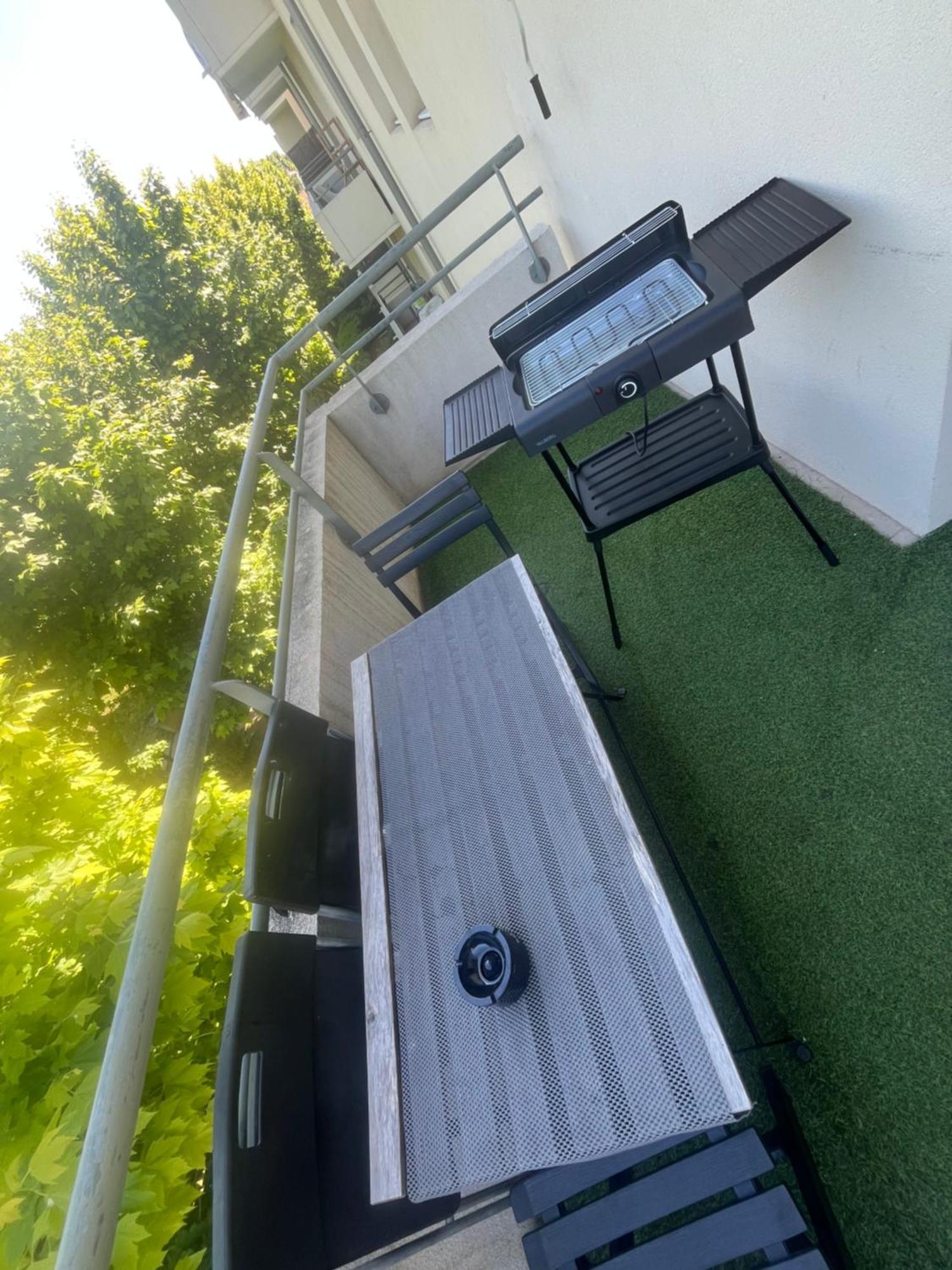 Appartement Spacieux Avec Piscine Marseille Luaran gambar